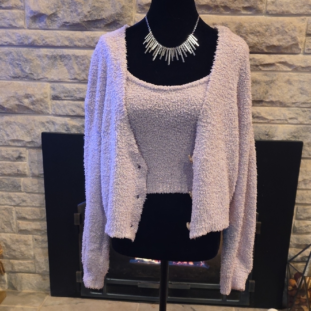 Jessica Simpson Women's Lavender Button-Up Sweater Set. Size Small. - Picture 3 of 10